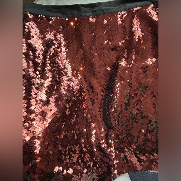 See By Chloe Women's Sequin Metallic Mini Skirt In Bronze Size 8 - Picture 6 of 10
